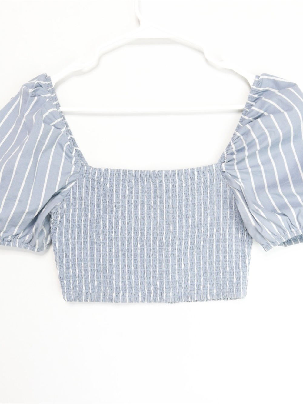 Altar'd State Baby Blue Puff Sleeve Fully Smocked Marcella Crop Top Womens M - Picture 10 of 13